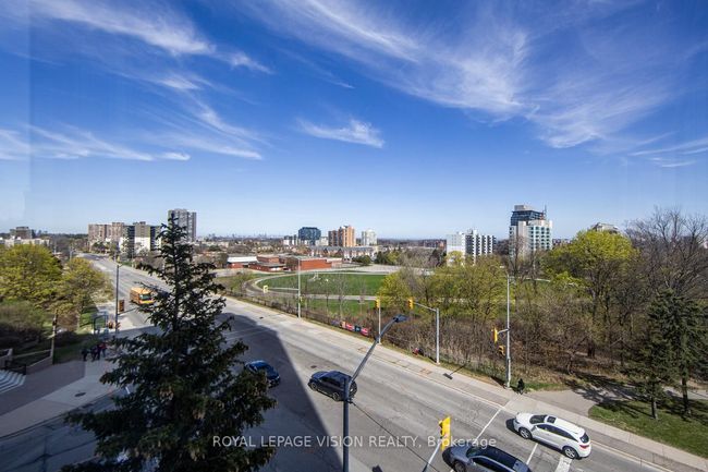 404 - 145 Hillcrest Ave, Condo with 3 bedrooms, 2 bathrooms and null parking in Mississauga ON | Image 30