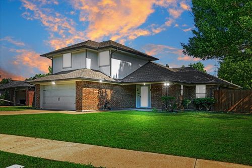364 La Quinta Cir S, Keller, TX, 76248-5073 | Card Image
