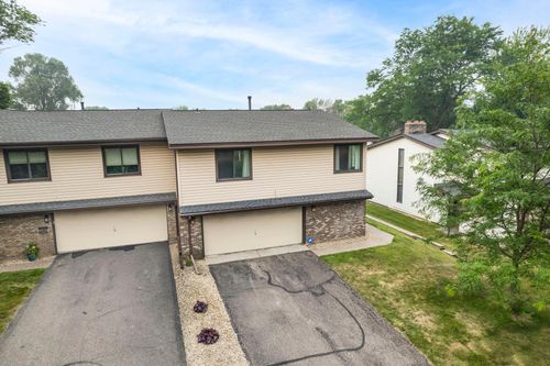 5367 Hyland Pl, Bloomington, MN, 55437-1927 | Card Image
