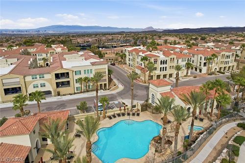 2208-2555 Hampton Rd, Henderson, NV, 89052-7169 | Card Image