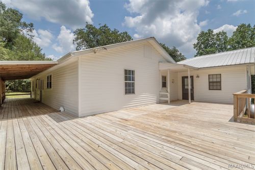 694 Becky Ln, Prattville, AL, 36067-7109 | Card Image