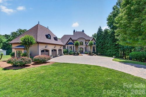 5424 Gorham Dr, Charlotte, NC, 28226-6412 | Card Image