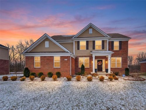 4172 Walcott Dr, Lake Orion, MI, 48359-1380 | Card Image