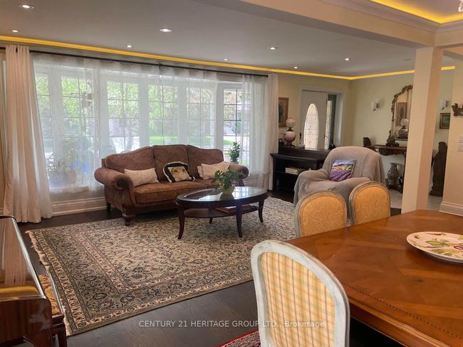 28 Foxwarren Dr, House other with 4 bedrooms, 3 bathrooms and 4 parking in North York ON | Image 5