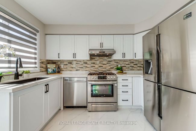 2390 Orchard Rd, House other with 3 bedrooms, 3 bathrooms and 1 parking in Burlington ON | Image 18
