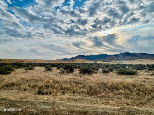 7820 Purple Sage Rd, Winnemucca, NV, 89445-9452 | Card Image