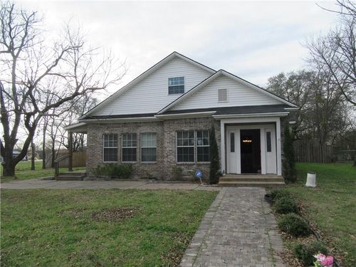 214 S 4th St, Wills Point, TX, 75169-2635 | Card Image