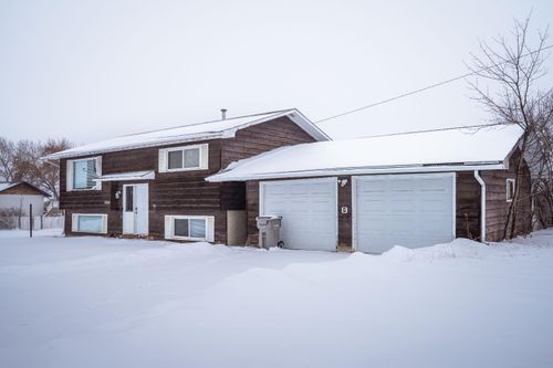 9704 118 Ave, Grande Prairie, AB, T8V3P6 | Card Image