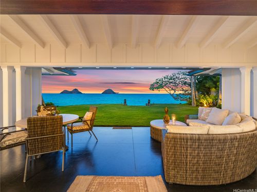 1586 Mokulua Dr, Kailua, HI, 96734-3200 | Card Image
