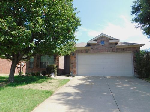 8613 Sagebrush Trl, Cross Roads, TX, 76227-3879 | Card Image