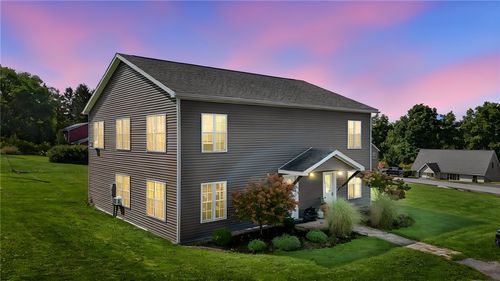 109 Birdseye View Dr, Ithaca, NY, 14850-5797 | Card Image