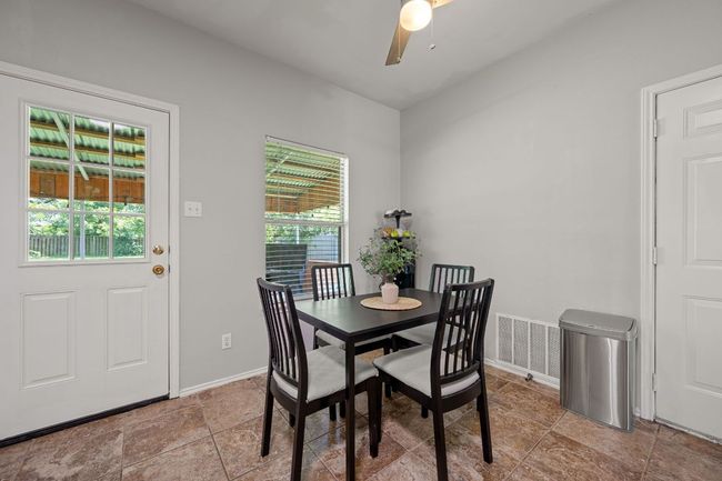 1503 Prather St, House other with 3 bedrooms, 2 bathrooms and 2 parking in Taylor TX | Image 13