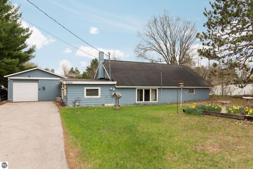 5257 Vance Rd, Grawn, MI, 49637-9625 | Card Image