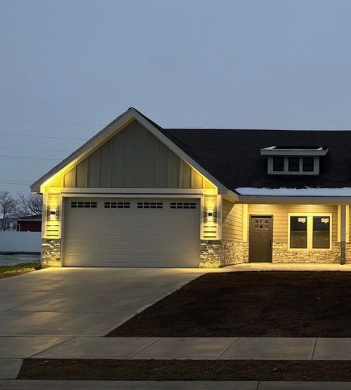 1768 Creekside, Sidney, OH, 45365 | Card Image