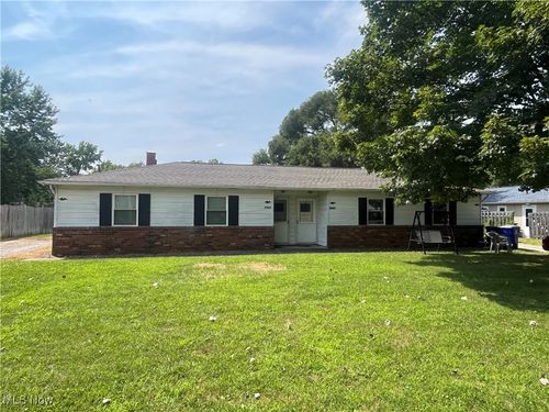 9323 Flora Dr, Streetsboro, OH, 44241-8306 | Card Image