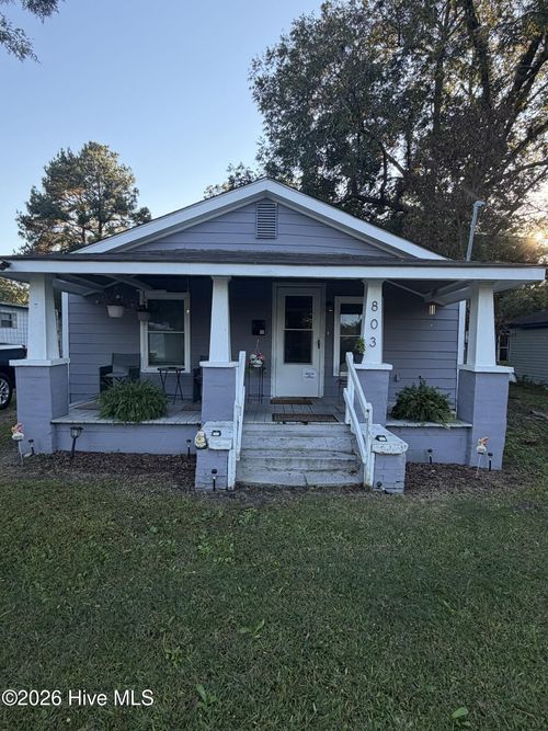 803 W Noble St, Selma, NC, 27576-2432 | Card Image
