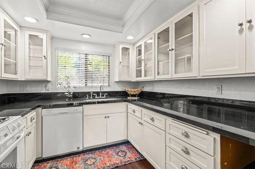 unit-217-2501 Temple Ave, Signal Hill, CA, 90755-4033 | Card Image