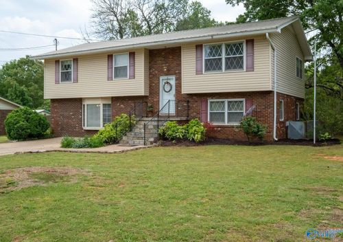 222 Lakewood Dr, Scottsboro, AL, 35769-6011 | Card Image