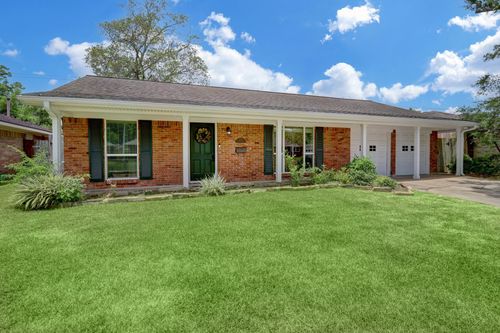 1823 Seamist Ct, Houston, TX, 77008-1234 | Card Image