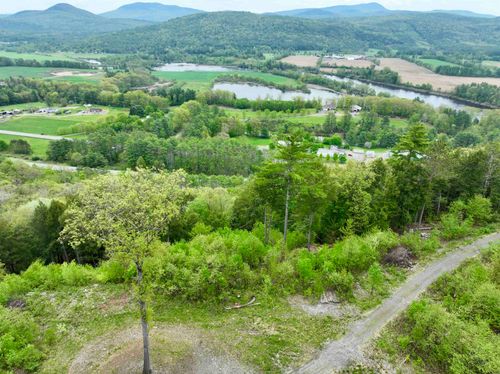 198 Brackett Rd, Fairlee, VT, 05045-9300 | Card Image