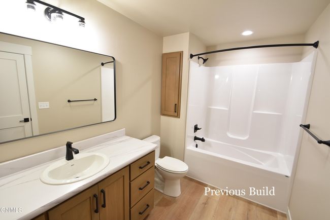 1612 Community Loop, House other with 3 bedrooms, 4 bathrooms and null parking in Bismarck ND | Image 27