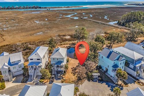 134 Enclave Pl, Pawleys Island, SC, 29585-5904 | Card Image