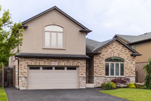 6415 Christopher Cres, Niagara Falls, ON, L2H0B3 | Card Image
