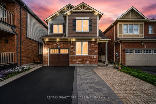 3 Fenchurch Dr, Brampton, ON, L7A4G5 | Card Image