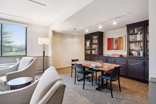 APT-405 - 1181 Edgcumbe Rd, Condo with 2 bedrooms, 1 bathrooms and null parking in Saint Paul MN | Image 36