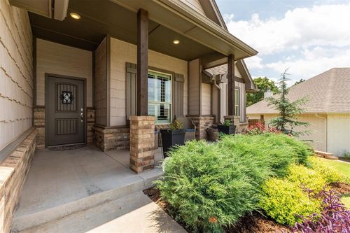 8040 Sweetgum St, Edmond, OK, 73034-0008 | Card Image