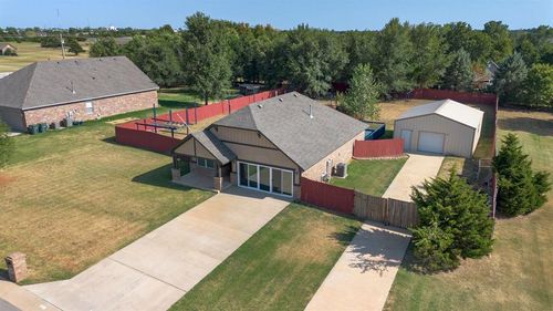 1430 Lakeview Drive, Edmond, OK, 73034 | Card Image
