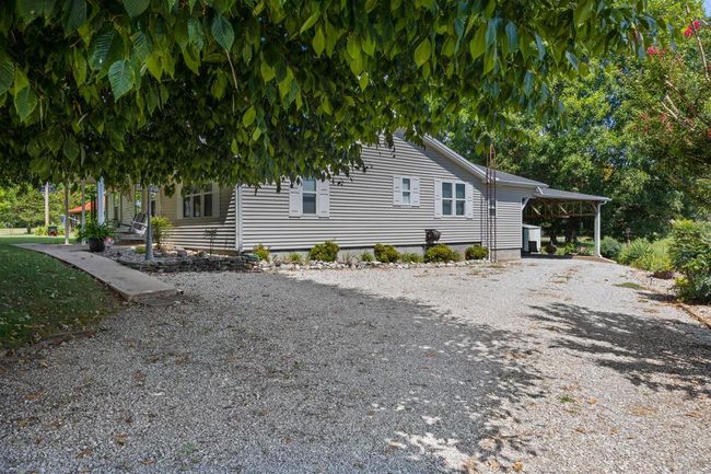 2108 Duncan Rd, Home with 3 bedrooms, 3 bathrooms and null parking in Fountain Run KY | Image 9