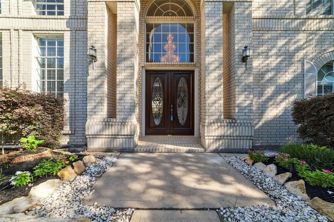 16602 Blue Vista Dr, House other with 5 bedrooms, 5 bathrooms and 2 parking in Houston TX | Image 4