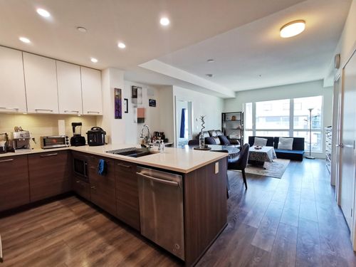 607-8580 River District Cross, Vancouver, BC, V5S0B9 | Card Image