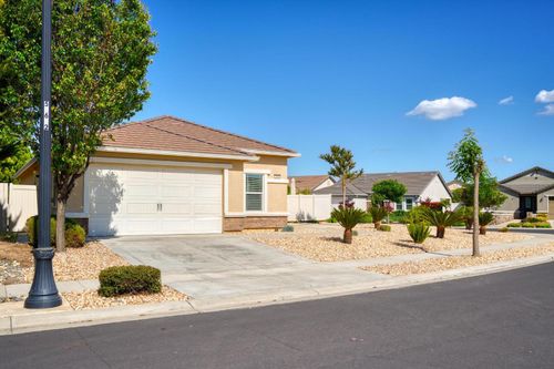 2904 Cotton Briar Ln, Manteca, CA, 95336-5220 | Card Image