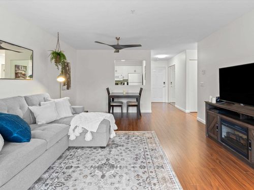 210-27358 32 Ave, Langley, BC, V4W3M5 | Card Image