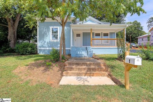 1 8th St, Greenville, SC, 29611-5494 | Card Image