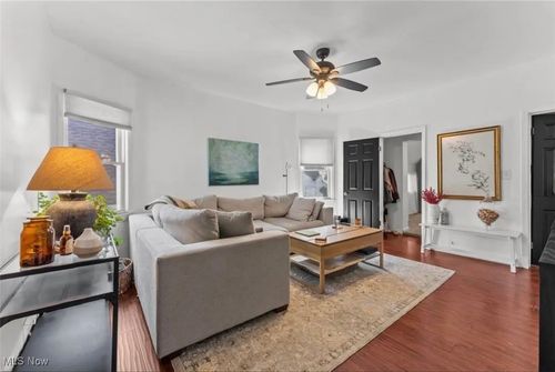 3915 John Ave, Cleveland, OH, 44113-3276 | Card Image