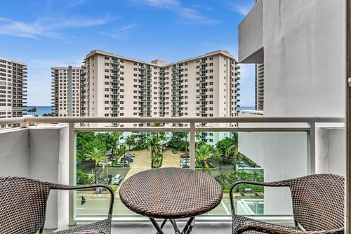 714-3000 S Ocean Dr, HOLLYWOOD, FL, 33019-2821 | Card Image