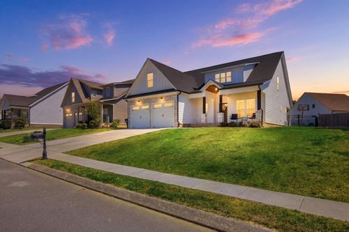 8921 Silver Maple Dr, Ooltewah, TN, 37363-2956 | Card Image