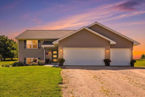1617 86th Ave, Hammond, WI, 54015-5058 | Card Image