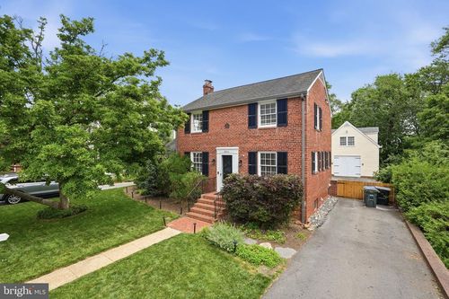 6524 27th St N, ARLINGTON, VA, 22213-1203 | Card Image