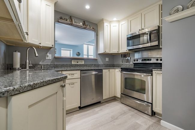 APT-32 - 45 Main St, Condo with 2 bedrooms, 1 bathrooms and 1 parking in Wareham MA | Image 5