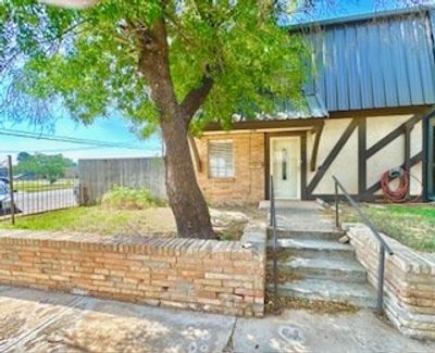 Front of Townhome | Image 2