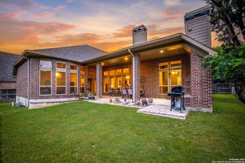 959 Wilderness Trl, New Braunfels, TX, 78132-4676 | Card Image