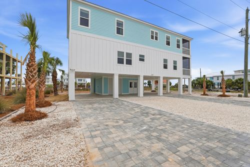 107 Circle Dr, Mexico Beach, FL, 32456-0203 | Card Image