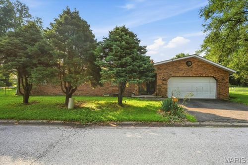 230 Bruce Dr, Cahokia, IL, 62206-2534 | Card Image