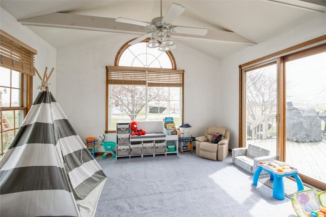 822 40 Th Ave, Home with 4 bedrooms, 4 bathrooms and null parking in Pleasantville IA | Image 15