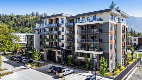 210-45505 Campus Drive, Chilliwack, BC, V2R6L2 | Card Image
