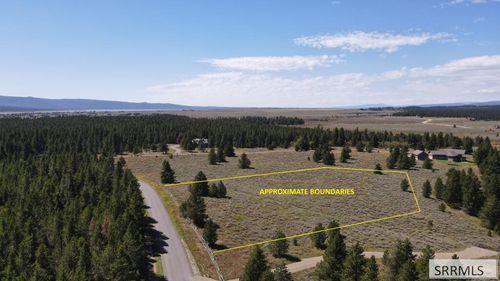 3935 Cowan Rd, Island Park, ID, 83429-4101 | Card Image